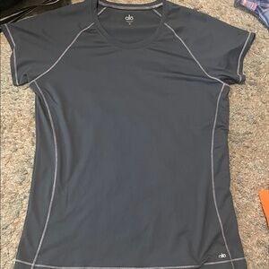 ALO Yoga Charcoal Performance Tee